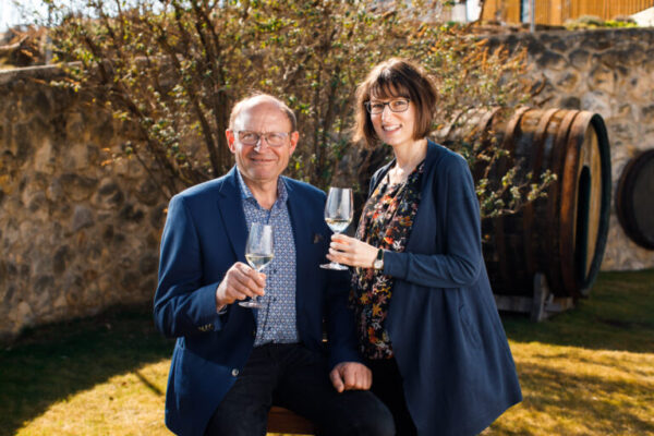 Monika Neustifter übernimmt das Steuer im Wein.Gut Neustifter