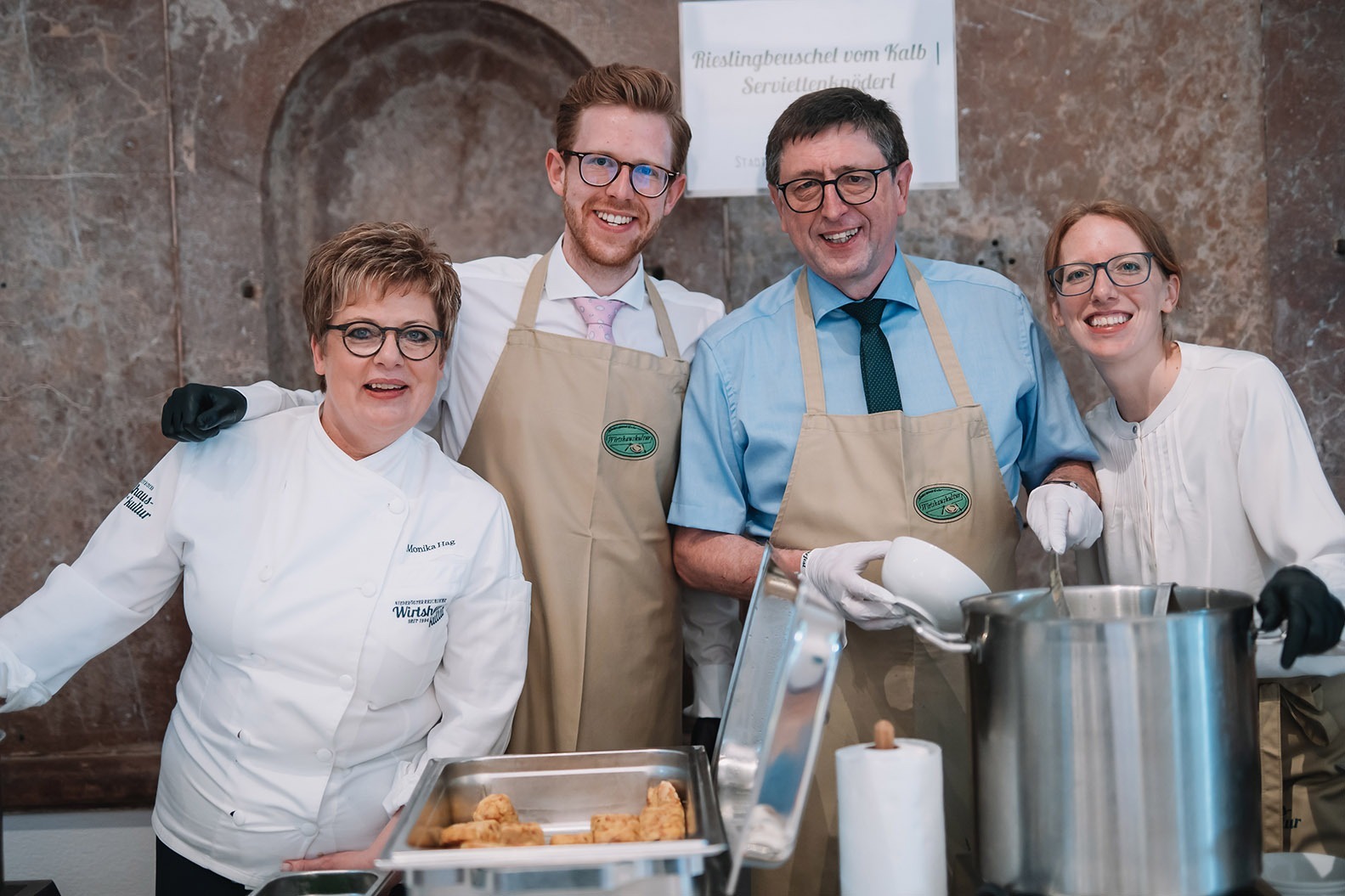 Das Stadtwirtshaus Hopferl &ndash; beliebter Genusstreffpunkt in Gm&uuml;nd