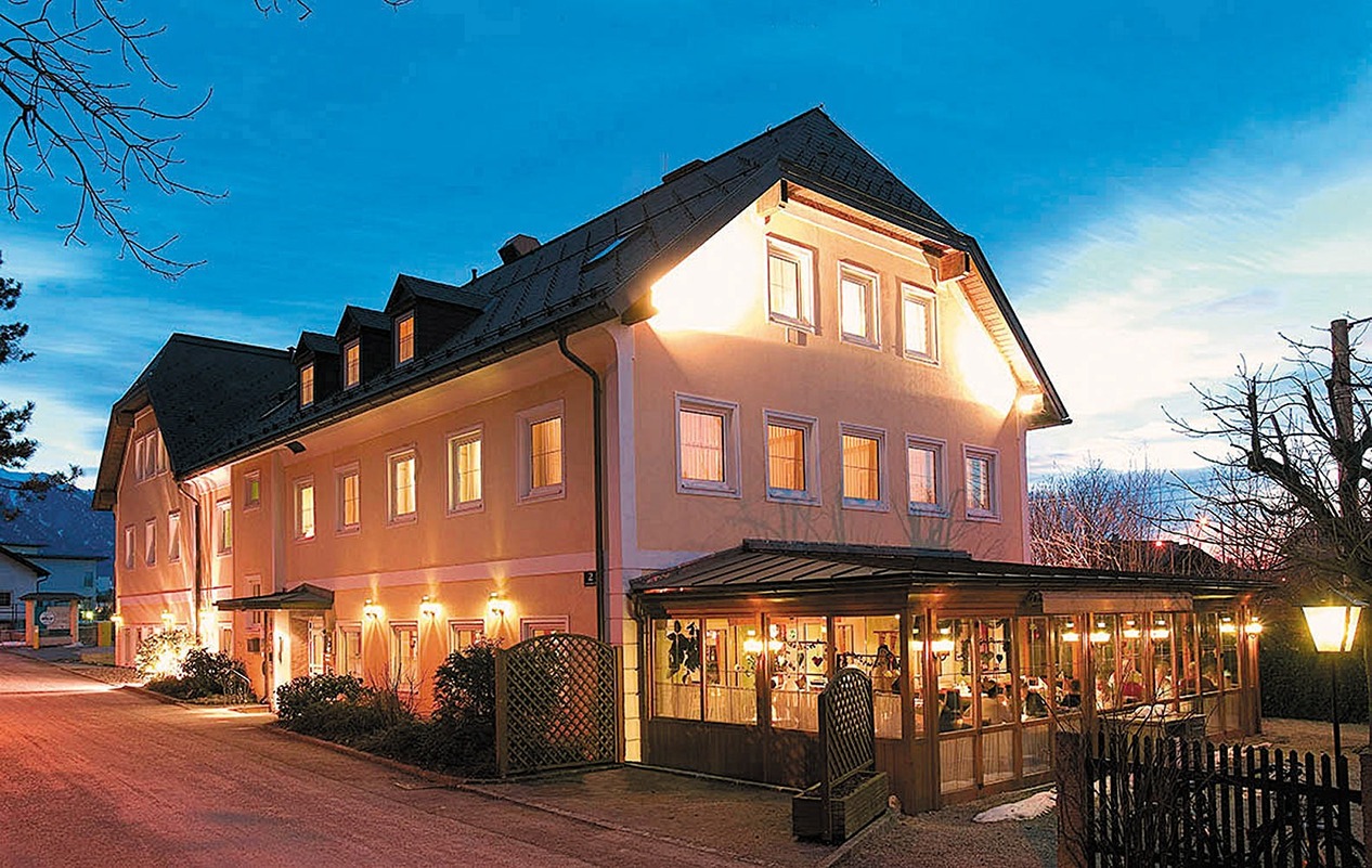 H&ouml;lle &ndash;&nbsp;genie&szlig;en am Stadtrand mit Salzburger Charme